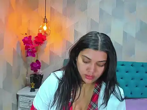 LindaBreeS online show from 11/14/25, 10:13