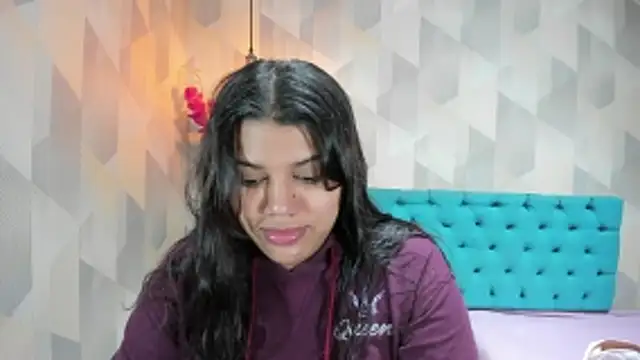 LindaBreeS online show from 06/04/26, 01:38