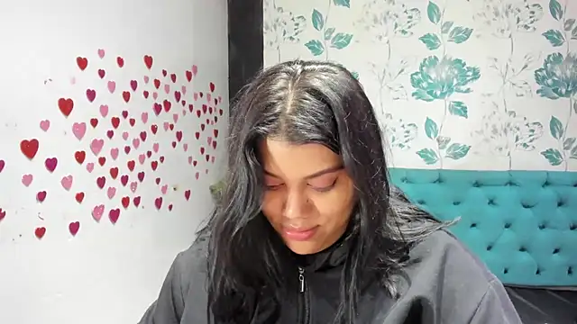 LindaBreeS online show from 03/07/25, 05:06