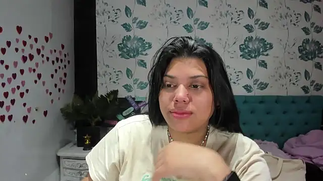 LindaBreeS online show from 03/13/25, 05:39