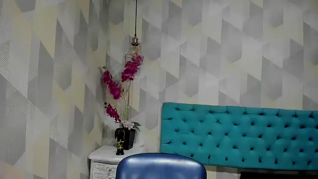 LindaBreeS online show from 11/09/25, 12:31