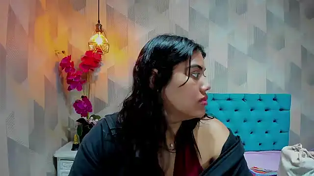 LindaBreeS online show from 03/21/26, 04:44