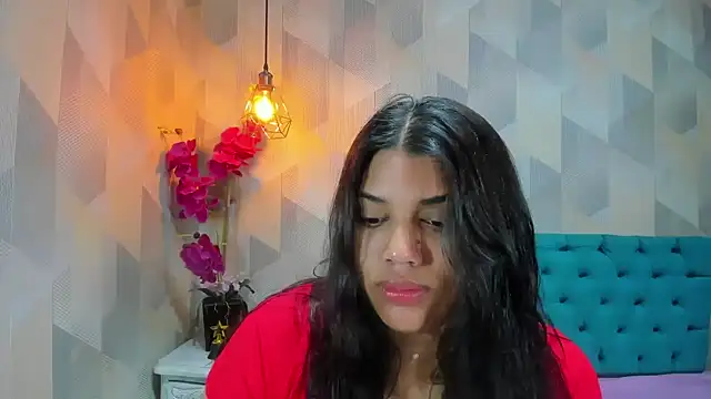 LindaBreeS online show from 12/14/25, 01:49