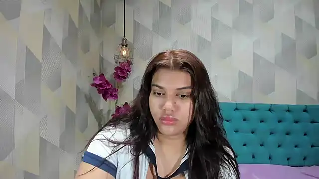 LindaBreeS online show from 09/18/25, 12:41