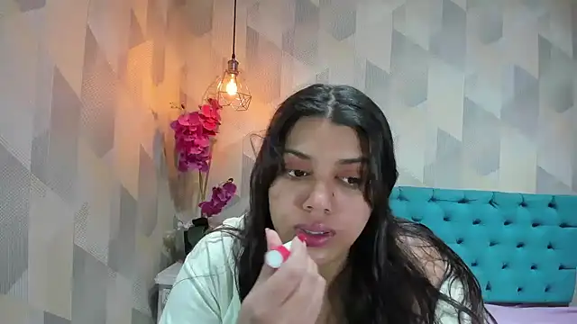 LindaBreeS online show from 06/10/26, 12:28
