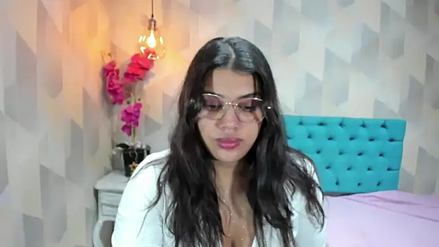 LindaBreeS online show from 07/01/26, 01:44