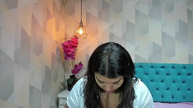 LindaBreeS online show from 06/16/26, 01:44