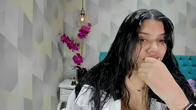 LindaBreeS online show from 10/07/25, 12:50