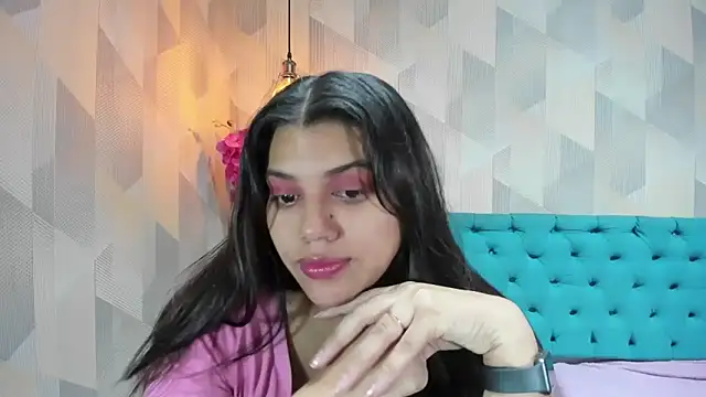 LindaBreeS online show from 06/15/26, 11:21