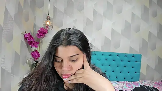 LindaBreeS online show from 09/09/25, 02:21
