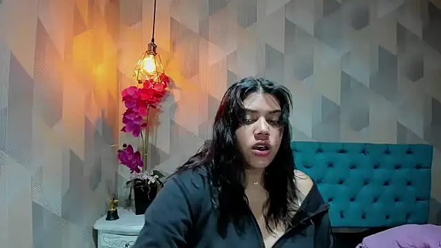 LindaBreeS online show from 02/01/26, 03:54