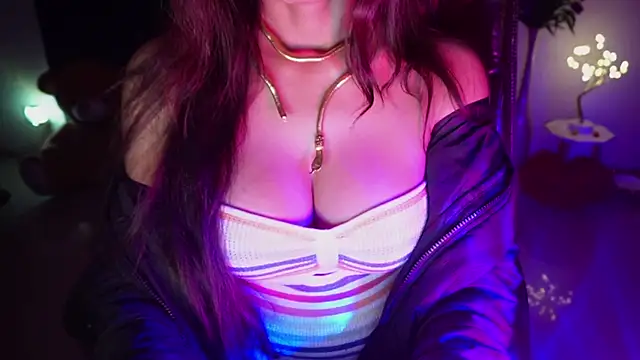 littledevil4511 online show from 12/18/24, 12:18