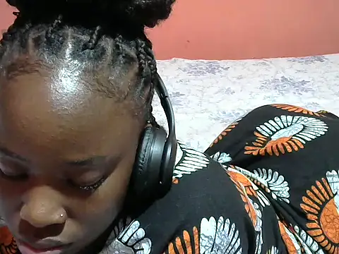 Qurate01 online show from 10/04/25, 05:25