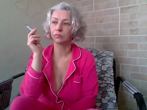 Lorie Carrie online show from 03/31/26, 08:05