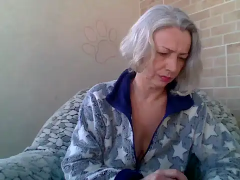 Lorie Carrie online show from 02/09/26, 12:36