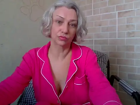 Lorie Carrie online show from 03/16/26, 08:07