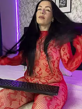 camii evanss online show from 07/12/26, 11:05