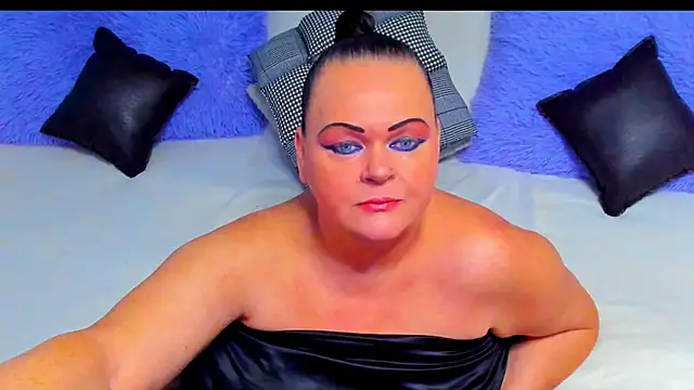 MilanaBiegert online show from 11/11/25, 05:57