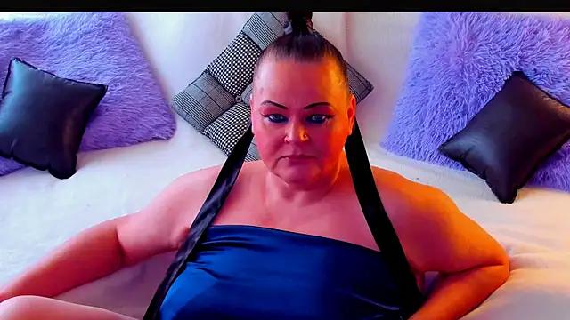 MilanaBiegert online show from 06/19/26, 06:41