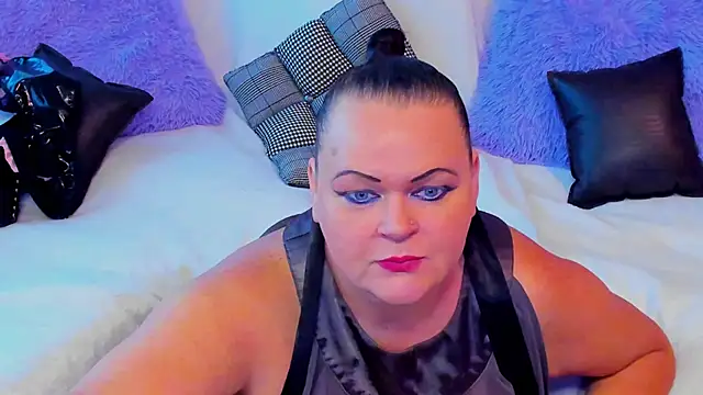 Snapshot of MilanaBiegert chatting on 09/22/25, 07:36 MilanaBiegert online show from 09/22/25, 07:36