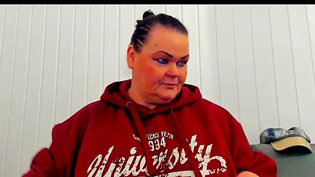 MilanaBiegert online show from 01/07/26, 11:48