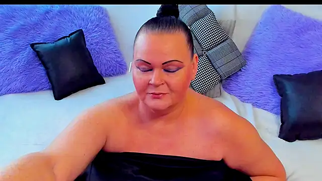 MilanaBiegert online show from 12/14/25, 08:31