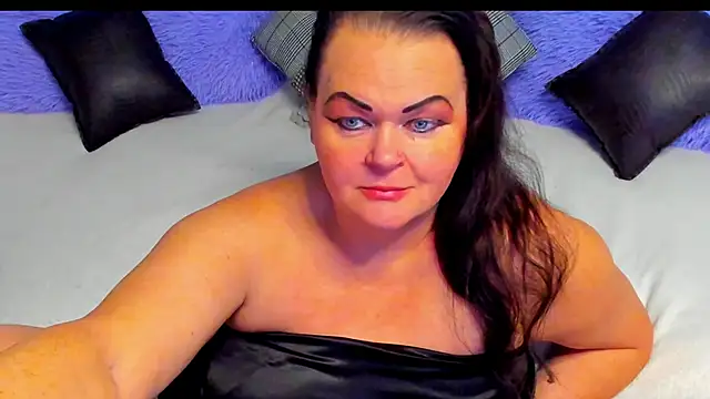 MilanaBiegert online show from 11/12/25, 05:33