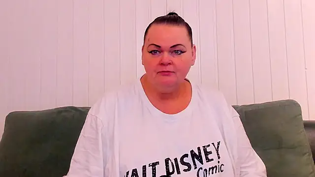 MilanaBiegert online show from 02/11/26, 08:36