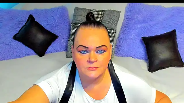 MilanaBiegert online show from 11/09/25, 07:12