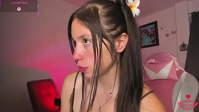 Snapshot of katty_snow chatting on 05/02/26, 11:10 katty snow online show from 05/02/26, 11:10