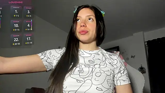 Snapshot of katty_snow chatting on 10/28/25, 12:11 katty snow online show from 10/28/25, 12:11