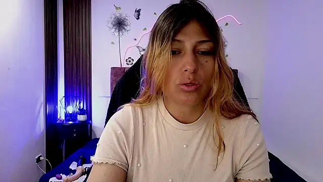 elena detroya online show from 11/17/25, 12:20