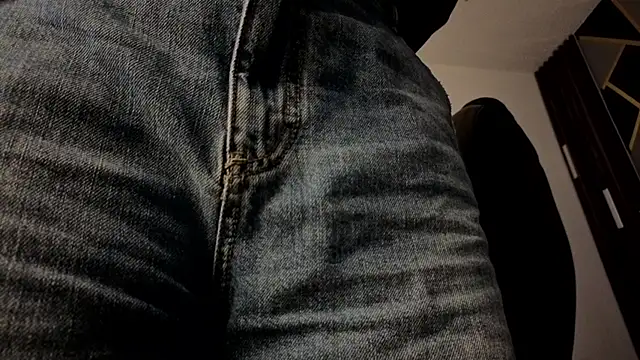 almma shy online show from 11/28/25, 01:33