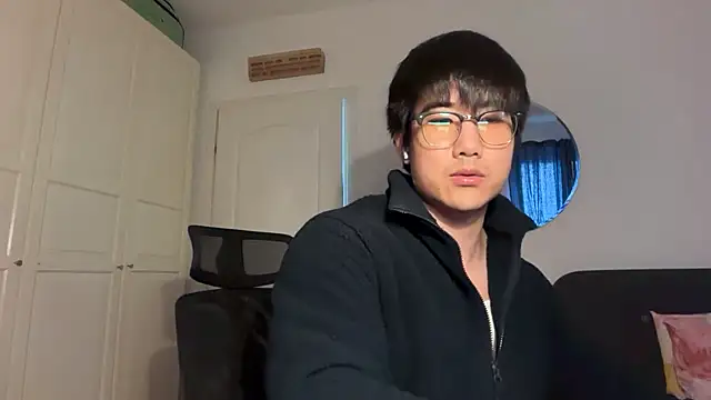 jungcock3210 online show from 02/16/26, 02:48