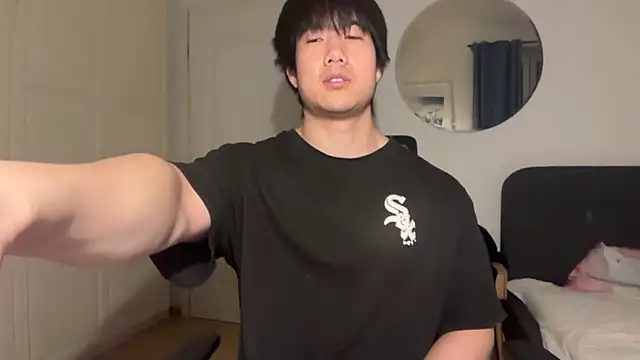 jungcock3210 online show from 12/18/25, 05:23