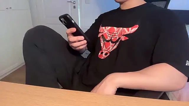 jungcock3210 online show from 03/24/26, 01:11