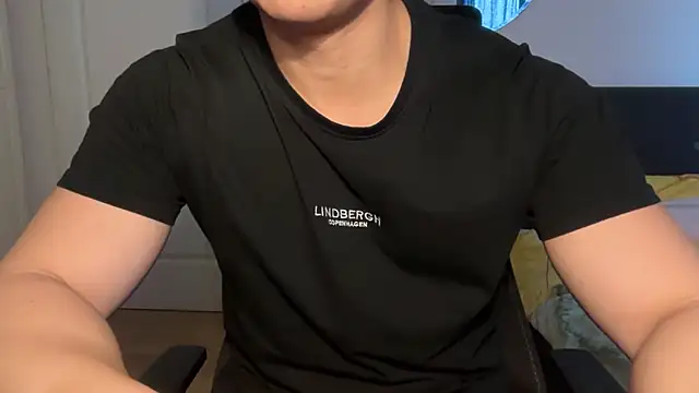 jungcock3210 online show from 11/12/25, 01:37