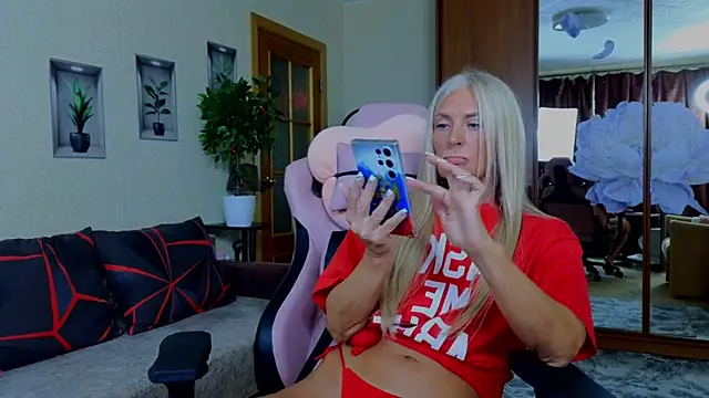 amelia blondy online show from 09/13/25, 09:53