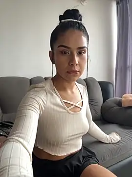 Nikothyna online show from 11/14/25, 03:26