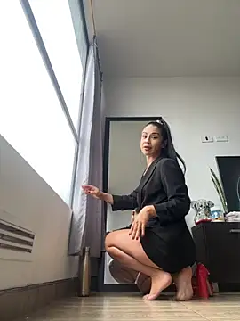 Nikothyna online show from 11/13/25, 05:50