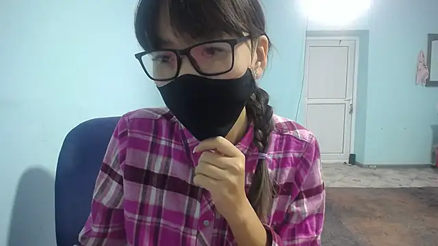 elllaaxx online show from 10/10/25, 03:29