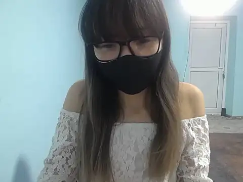 elllaaxx online show from 12/01/25, 04:24