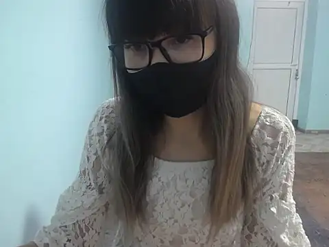 elllaaxx online show from 11/10/25, 04:50