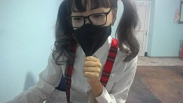 elllaaxx online show from 09/11/25, 04:01