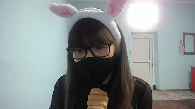 elllaaxx online show from 10/21/25, 03:50