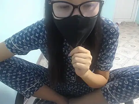 elllaaxx online show from 07/06/26, 03:57
