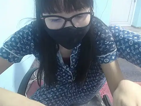 elllaaxx online show from 05/15/26, 04:10