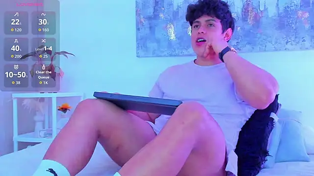 arminjones1 online show from 10/29/25, 03:05