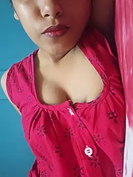 Snapshot of sexyindi_couple chatting on 07/26/26, 07:59 sexyindi couple online show from 07/26/26, 07:59