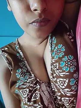 sexyindi couple online show from 05/25/26, 08:24